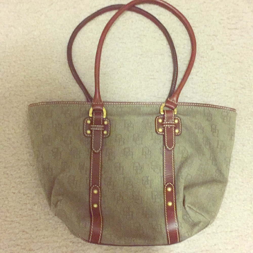 Dooney Bourke Purse